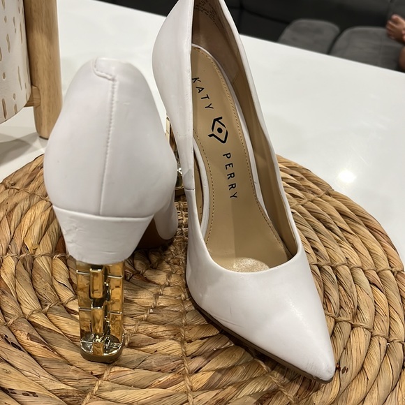 Normal were - Picture 3 of 4